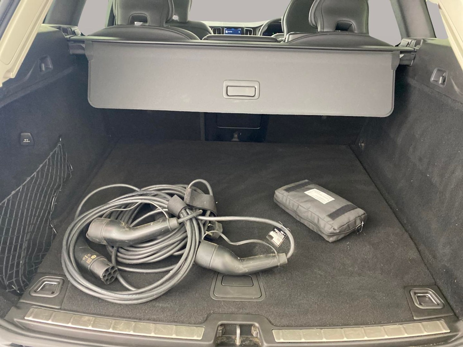 Used Volvo XC60 2022 for sale - 76738480: Photo 8