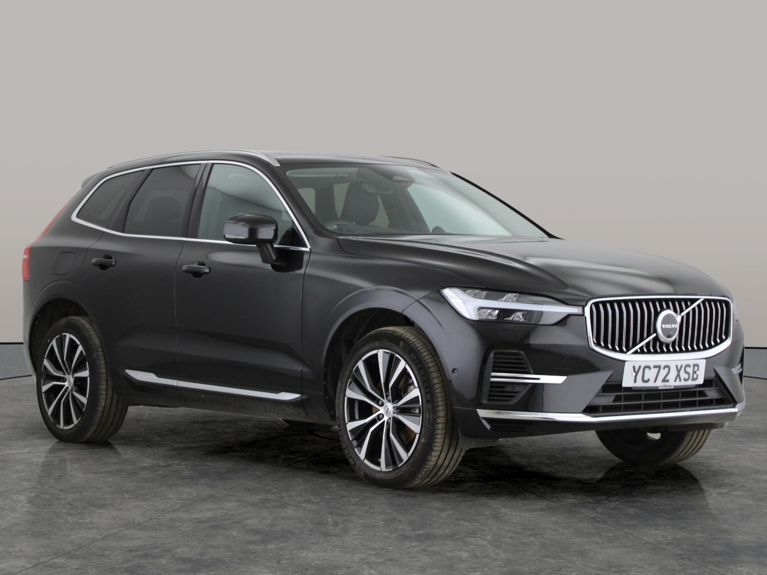 Used Volvo XC60 2022 for sale - 76738480: Photo 9