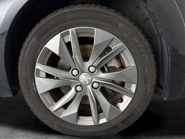 Used Peugeot E-208 2022 for sale - 76288400: Photo 33