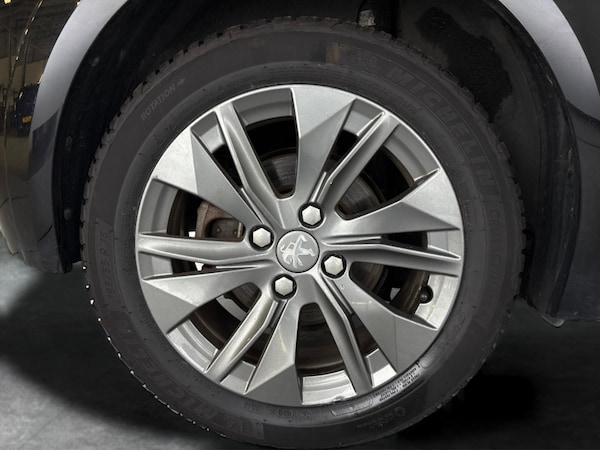 Used Peugeot E-208 2022 for sale - 76288400: Photo 34