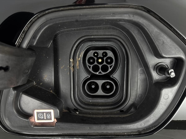 Used Peugeot E-208 2022 for sale - 76288400: Photo 42
