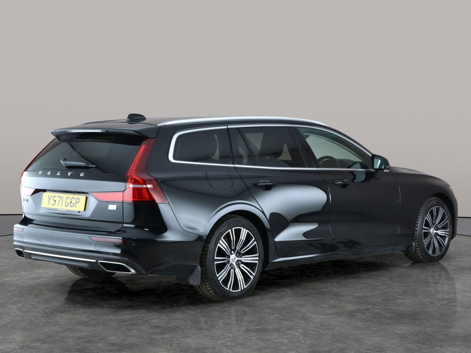 Used Volvo V60 2021 for sale - 77036582: Photo 9