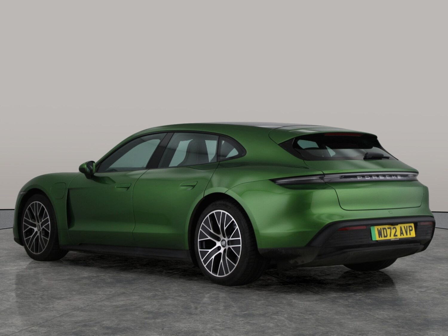 Used Porsche Taycan 2022 for sale - 77588960: Photo 11