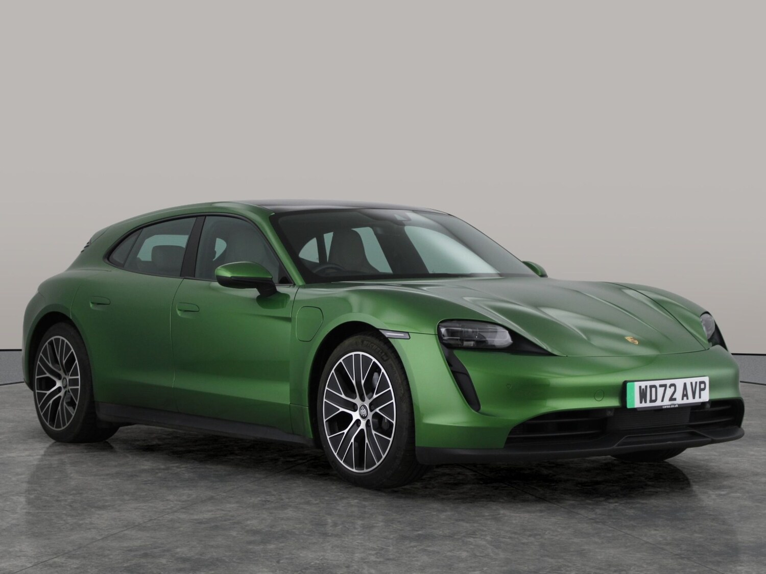 Used Porsche Taycan 2022 for sale - 77588960: Photo 7