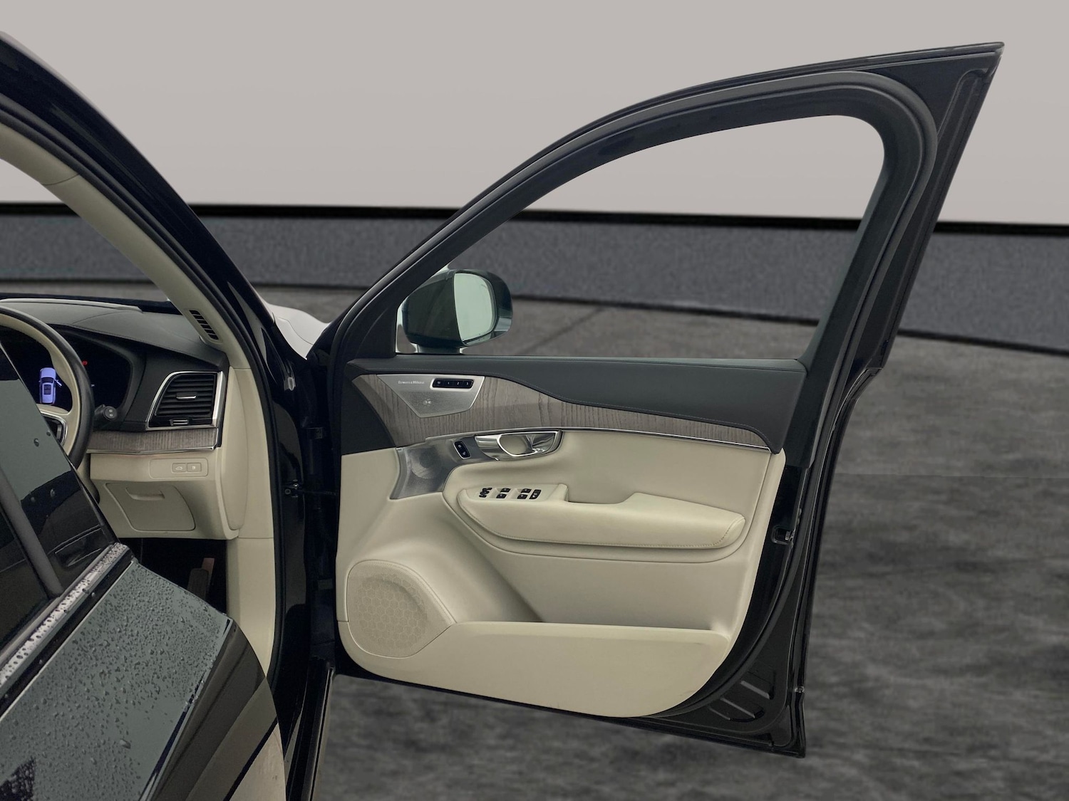 Used Volvo XC90 for sale - 77186732: Photo 29