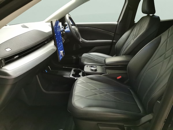 Used Ford Mustang Mach-E 2022 for sale - 76253552: Photo 5