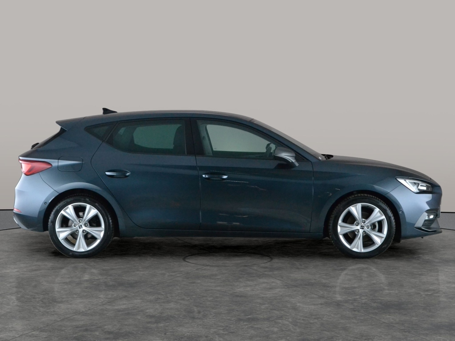 Used SEAT Leon 2023 for sale - 77833707: Photo 8