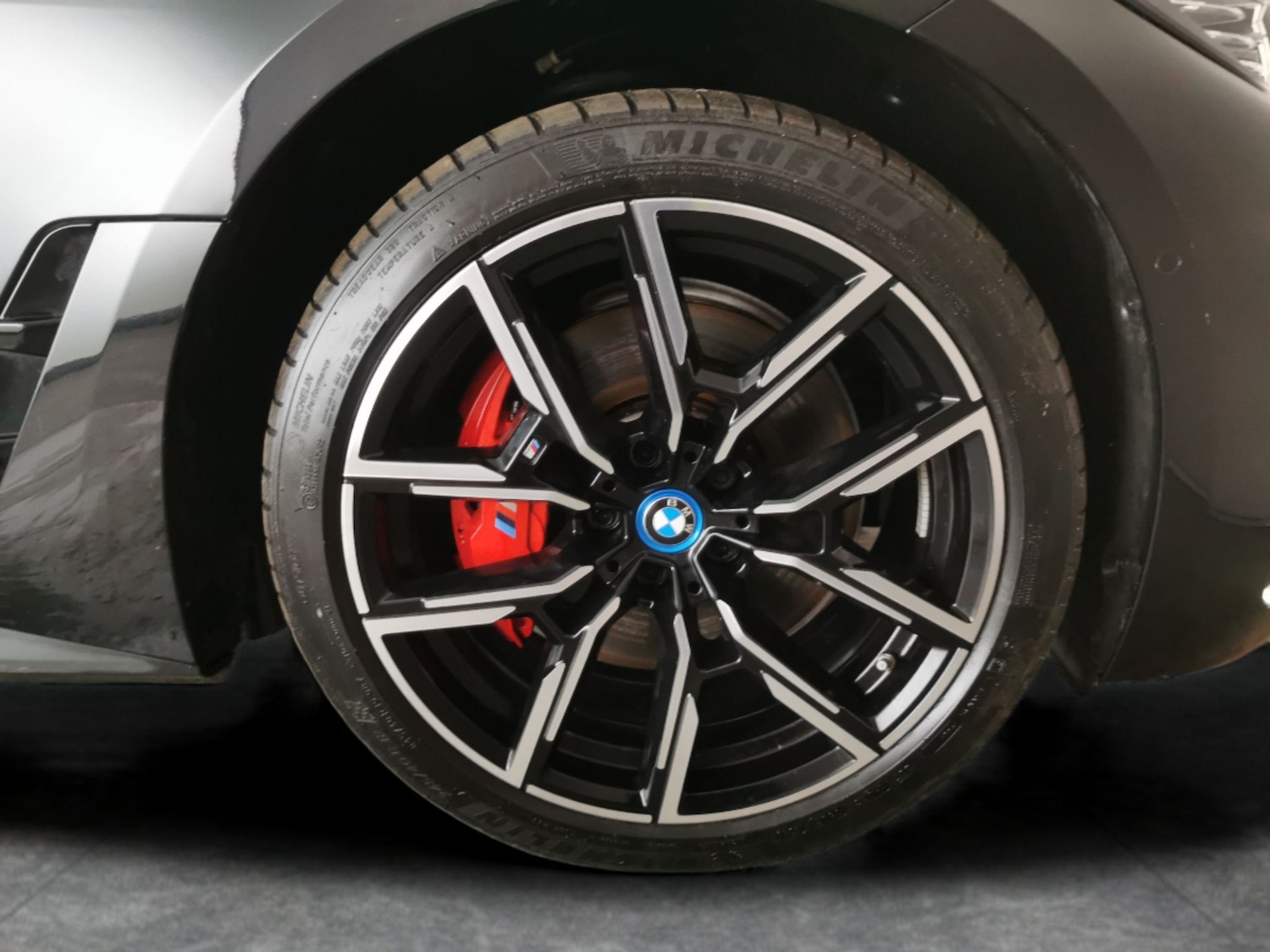 Used BMW i4 2024 for sale - 77294925: Photo 25