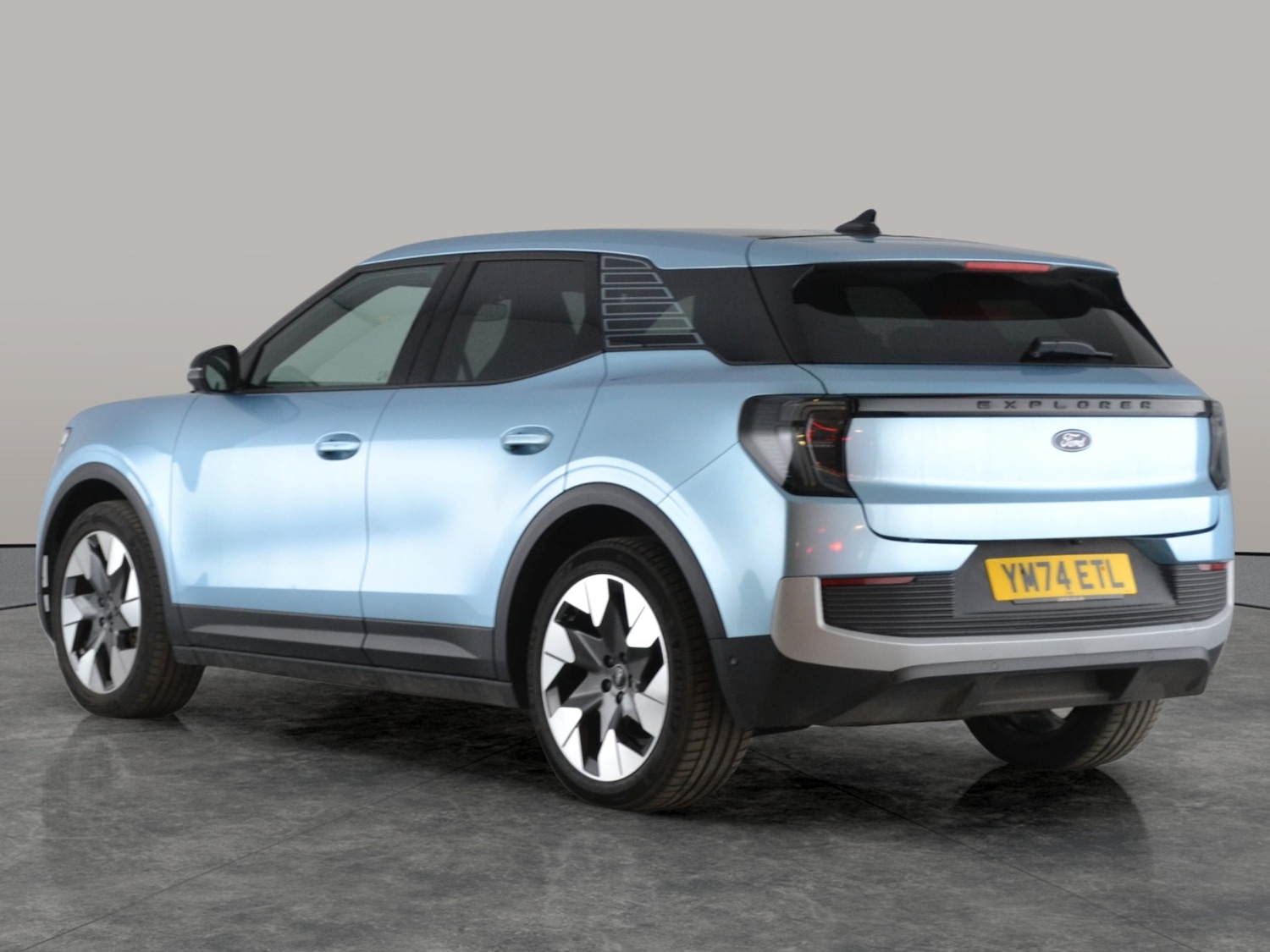 Used Ford Explorer 2024 for sale - 77676920: Photo 10