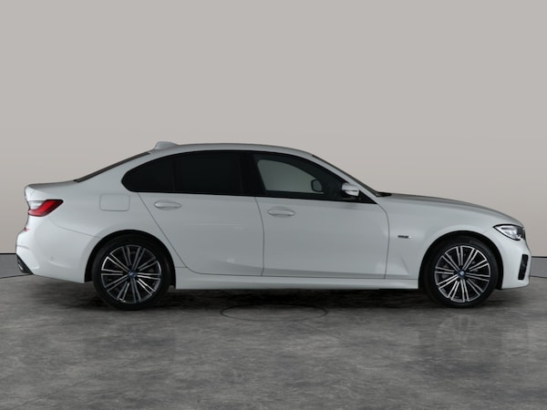 Used BMW 3 Series 2021 for sale - 76310576: Photo 12
