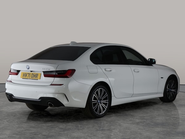 Used BMW 3 Series 2021 for sale - 76310576: Photo 13