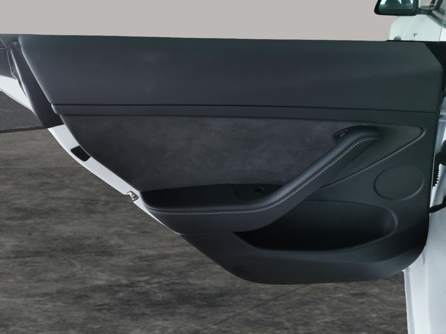 Used Tesla Model 3 2023 for sale - 77984610: Photo 31