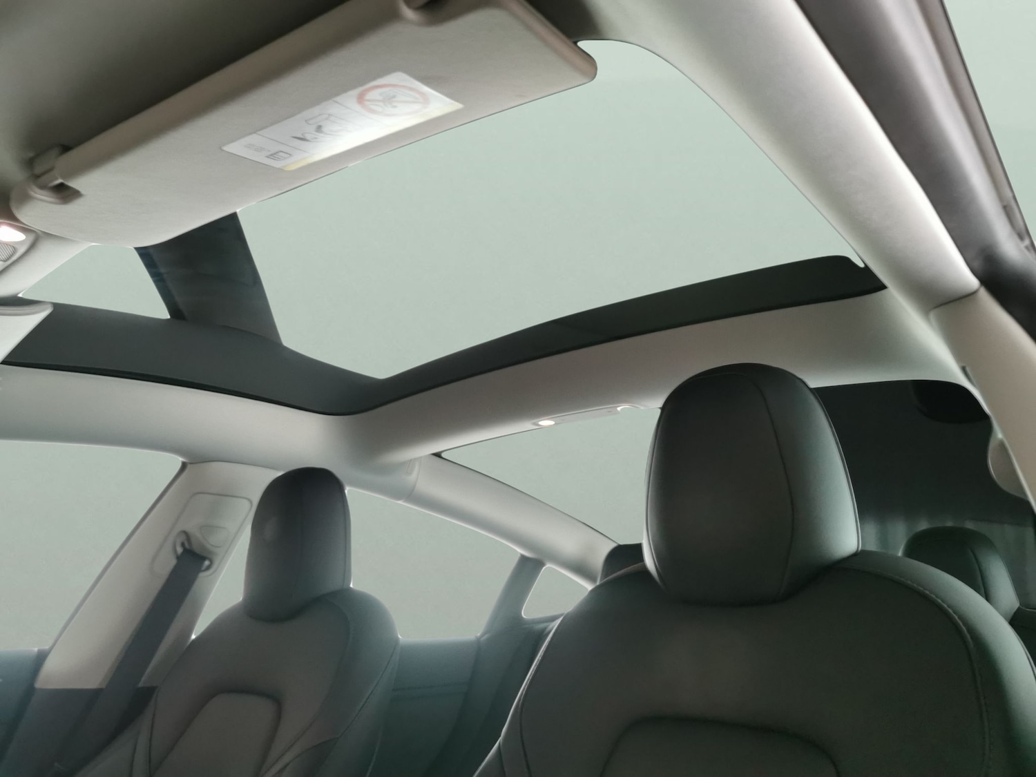 Used Tesla Model 3 2023 for sale - 77984610: Photo 5