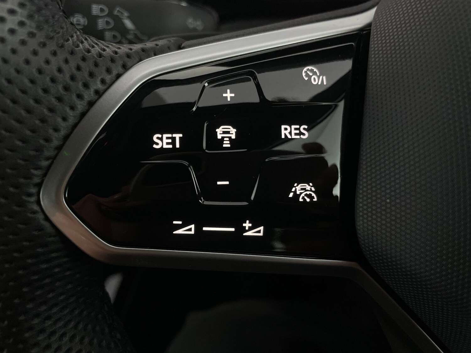 Used Volkswagen Golf 2023 for sale - 77526545: Photo 23