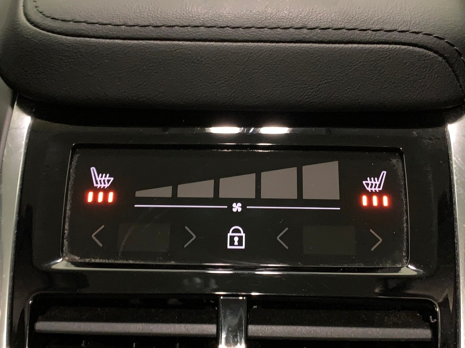 Used Volvo XC60 2023 for sale - 77558267: Photo 15