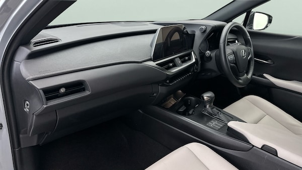 Used Lexus UX 2023 for sale - 76018526: Photo 16