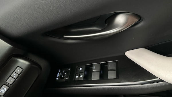 Used Lexus UX 2023 for sale - 76018526: Photo 26