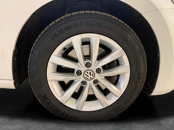 Used Volkswagen Touran 2018 for sale - 76262269: Photo 28