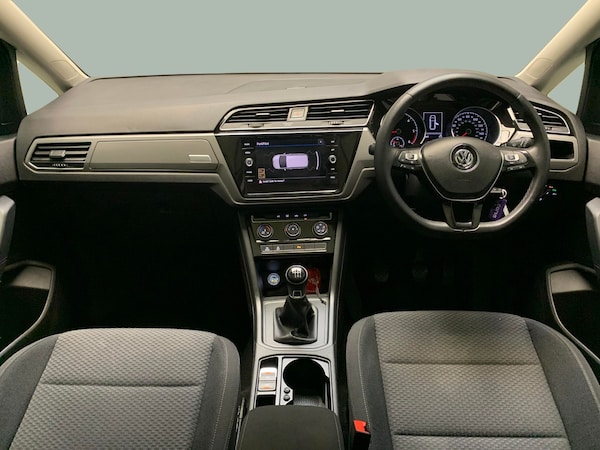 Used Volkswagen Touran 2018 for sale - 76262269: Photo 8