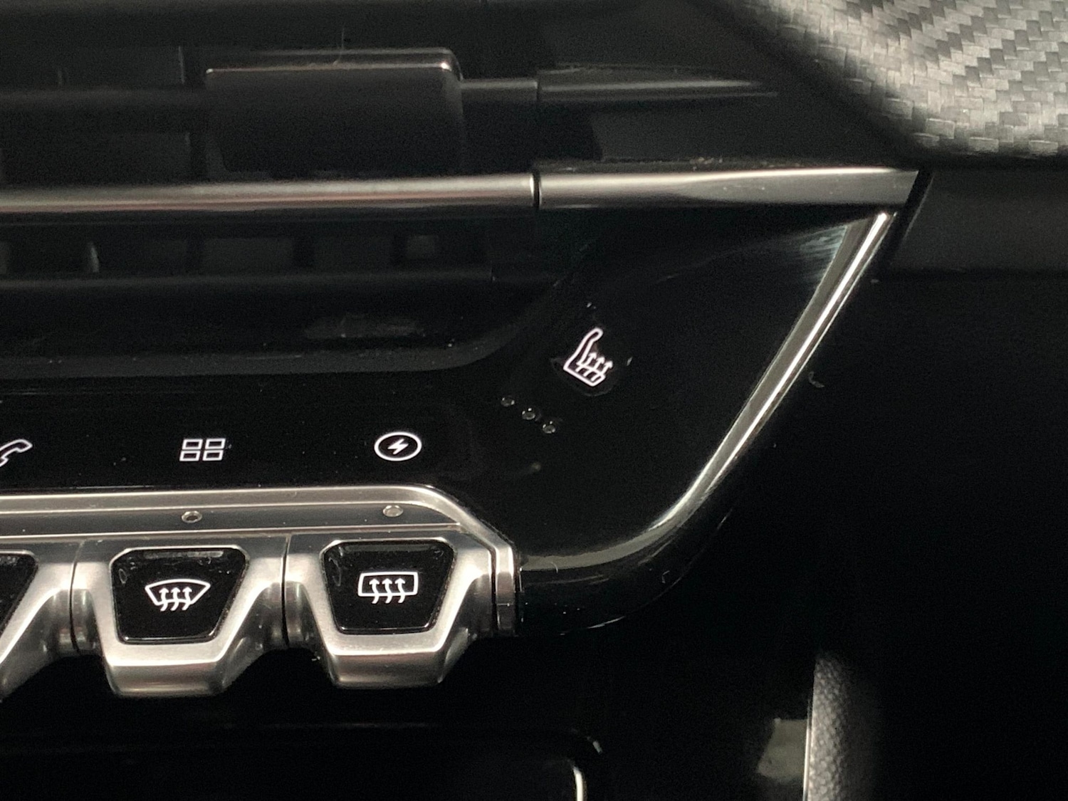 Used Peugeot 2008 2022 for sale - 77240530: Photo 16