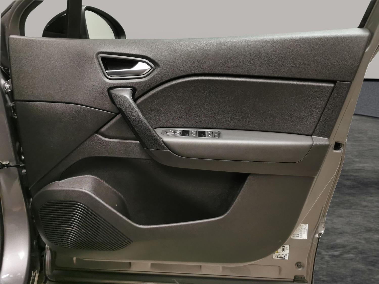 Used Renault Captur for sale - 77485204: Photo 35