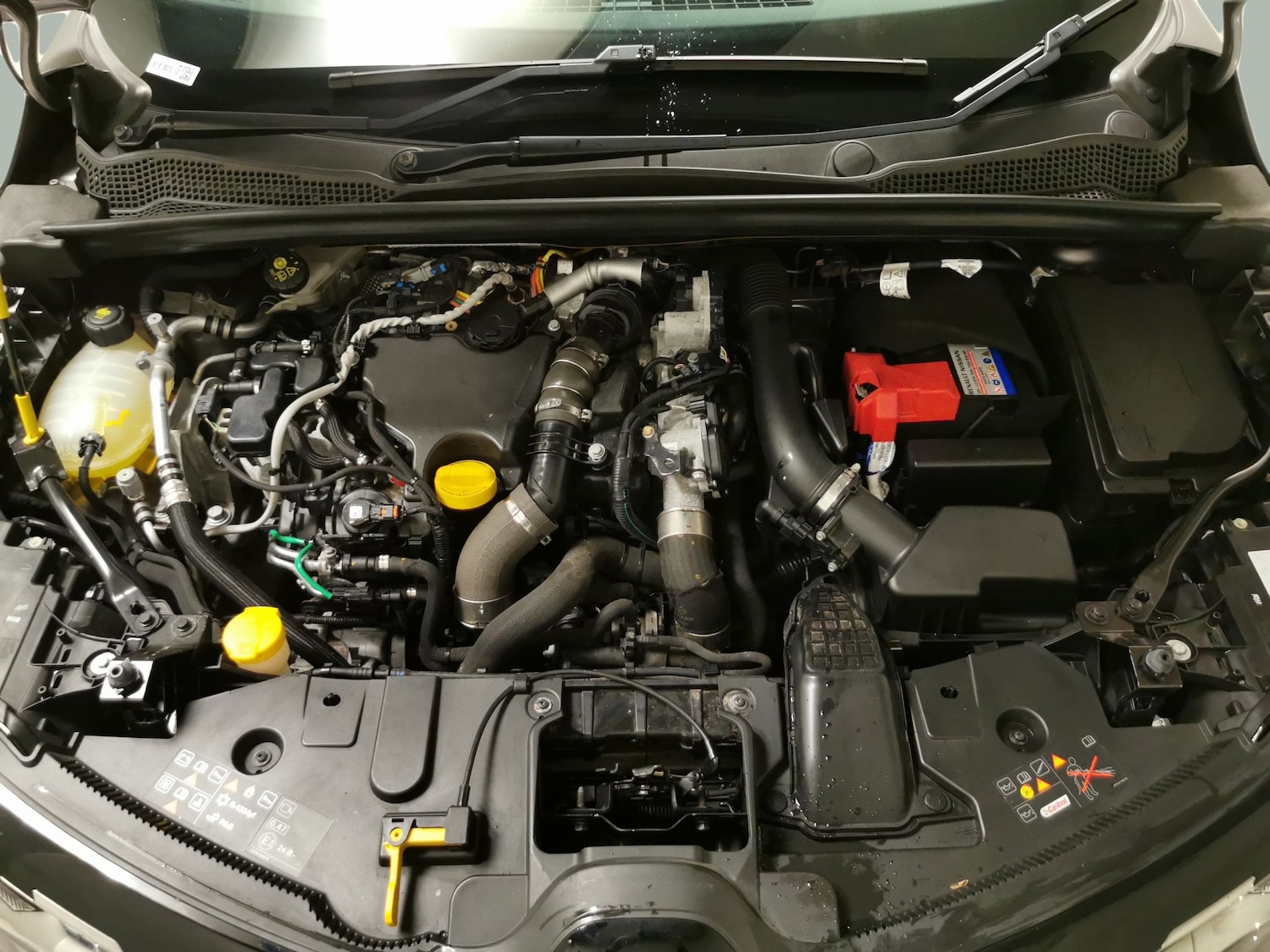 Used Renault Captur for sale - 77485204: Photo 37