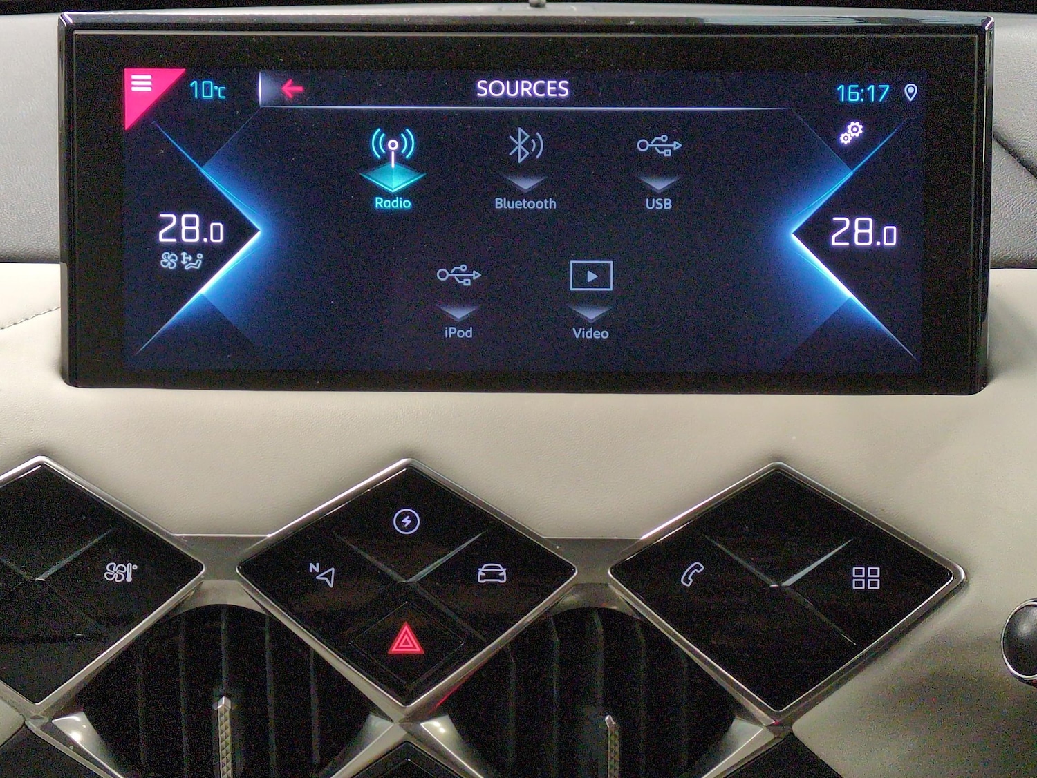 Used DS Automobiles DS 3 2020 for sale - 77234288: Photo 15