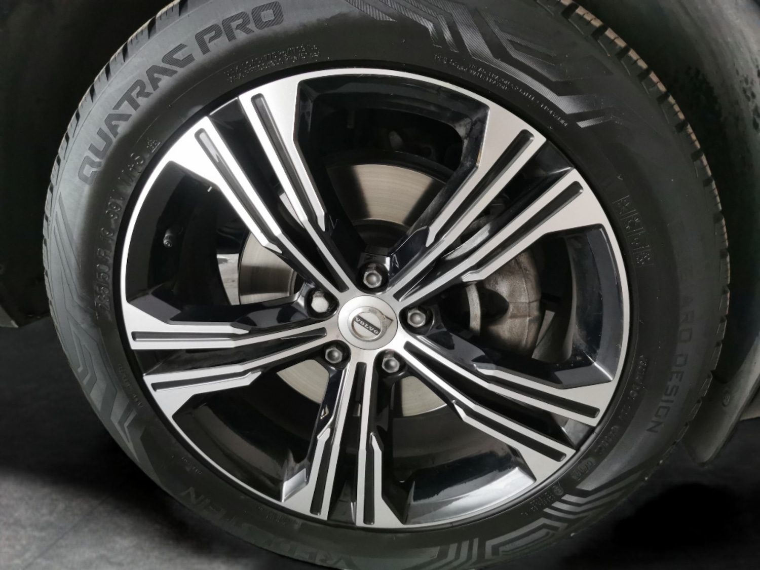 Used Volvo XC40 2019 for sale - 76171452: Photo 32