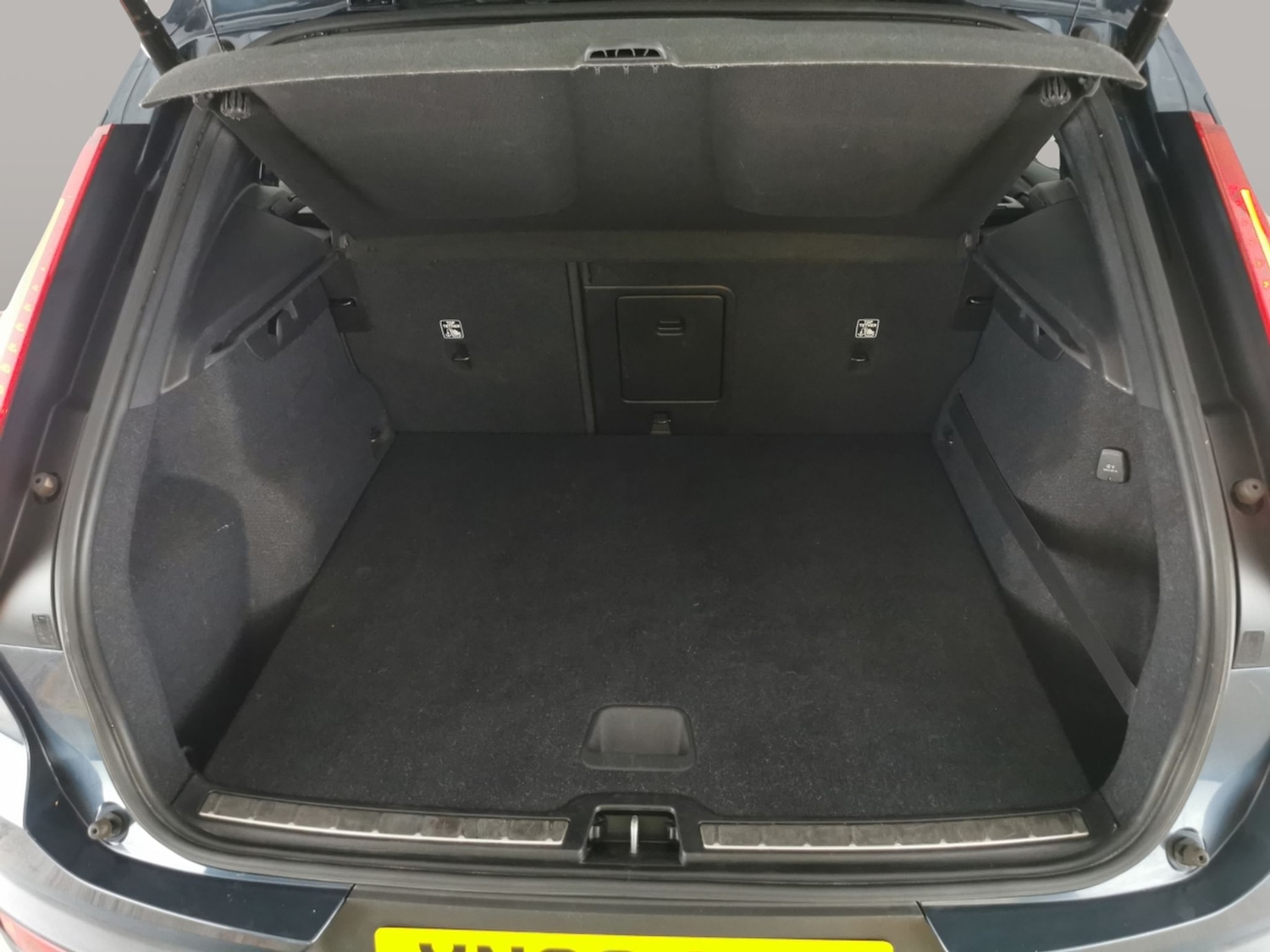 Used Volvo XC40 2019 for sale - 76171452: Photo 44