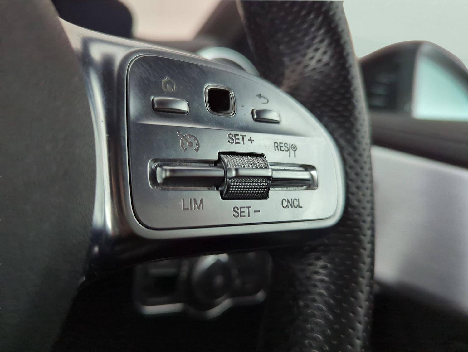 Used Mercedes-Benz CLA 2021 for sale - 77833708: Photo 23