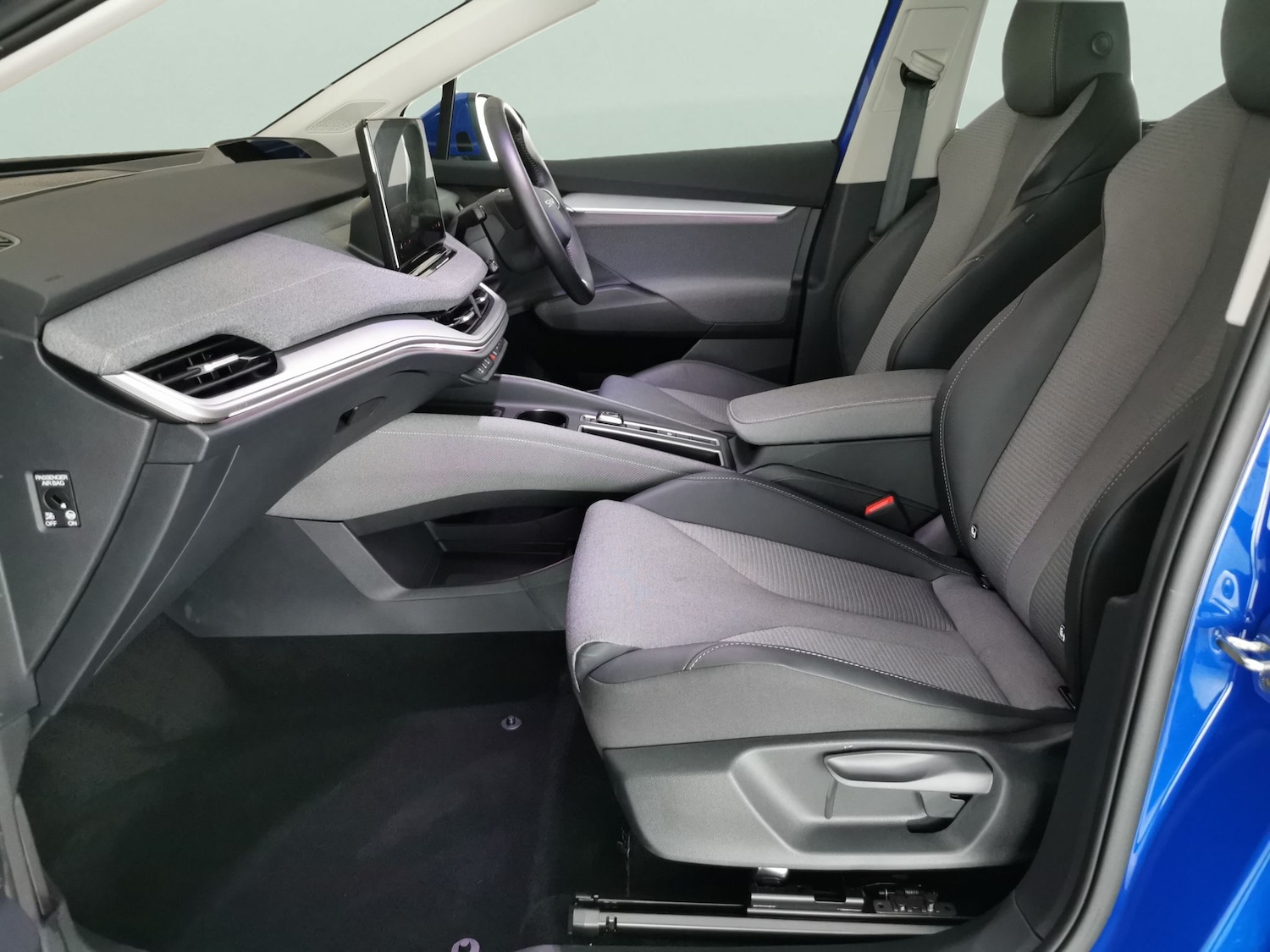 Used Skoda Enyaq 2025 for sale - 77255843: Photo 4