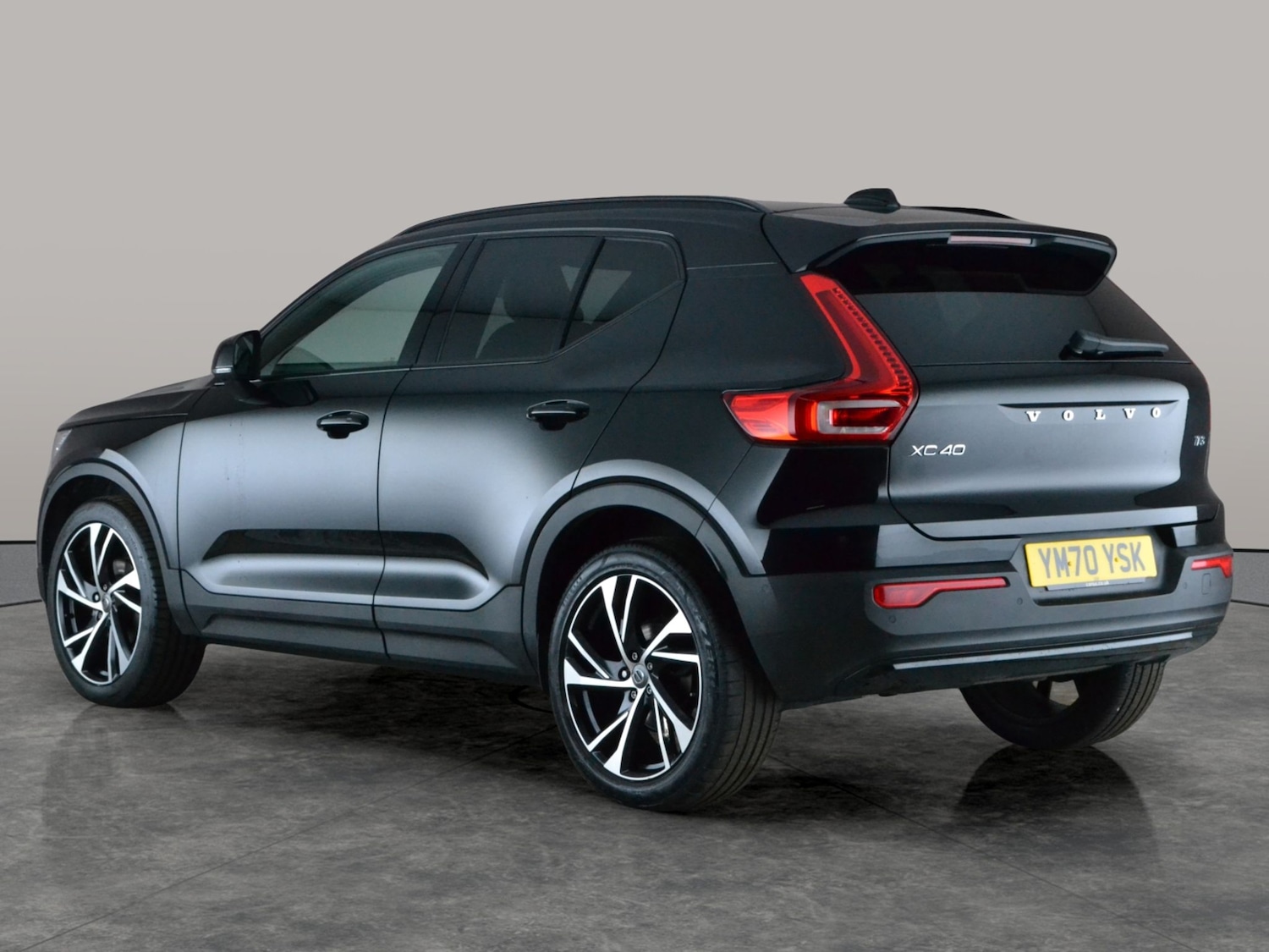 Used Volvo XC40 2021 for sale - 78132499: Photo 13