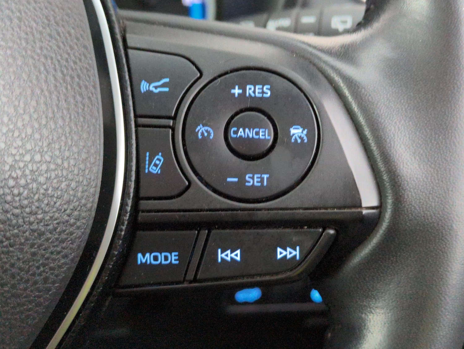 Used Toyota RAV4 2021 for sale - 77529903: Photo 22