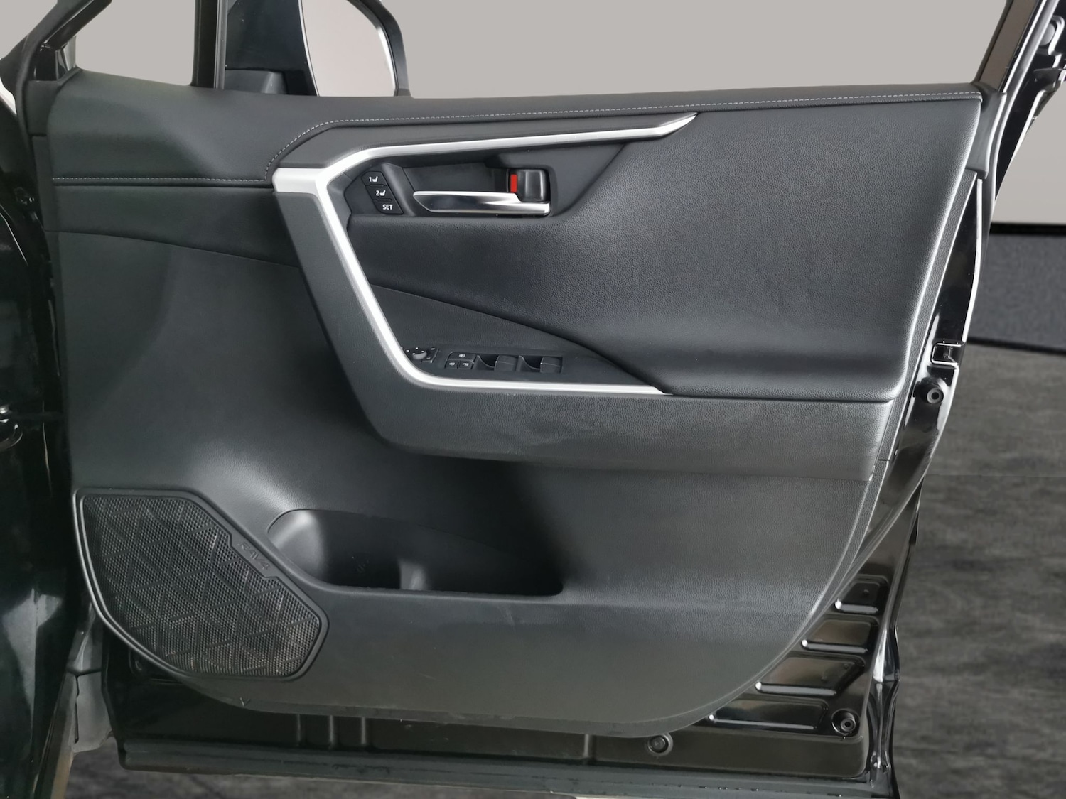 Used Toyota RAV4 2021 for sale - 77529903: Photo 36