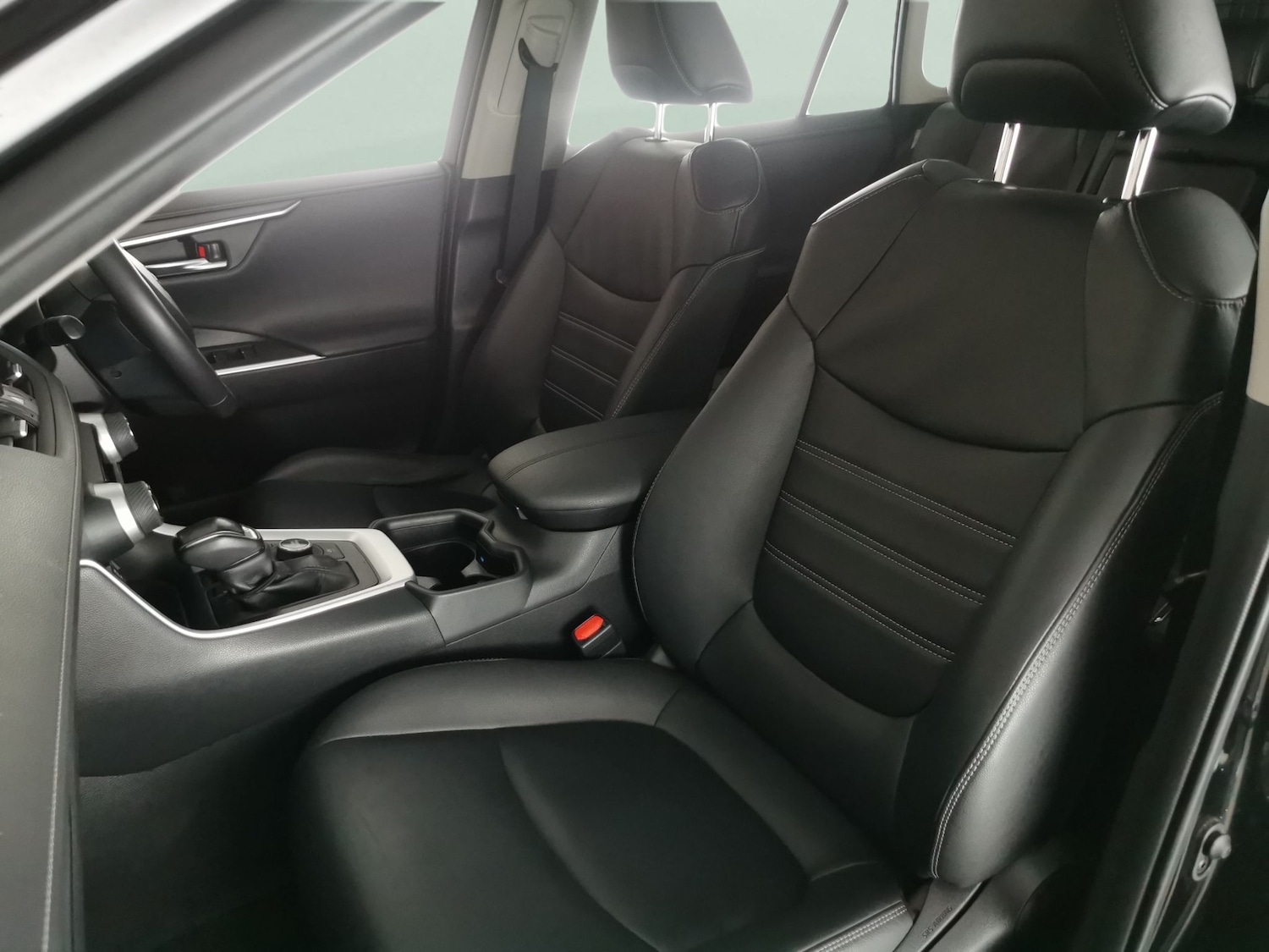 Used Toyota RAV4 2021 for sale - 77529903: Photo 7