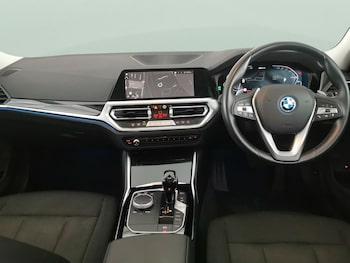 Used BMW 3 Series 2021 for sale - 76415541: Photo