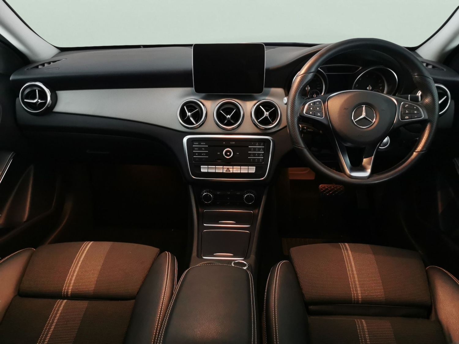 Used Mercedes-Benz GLA 2019 for sale - 77159745: Photo 7