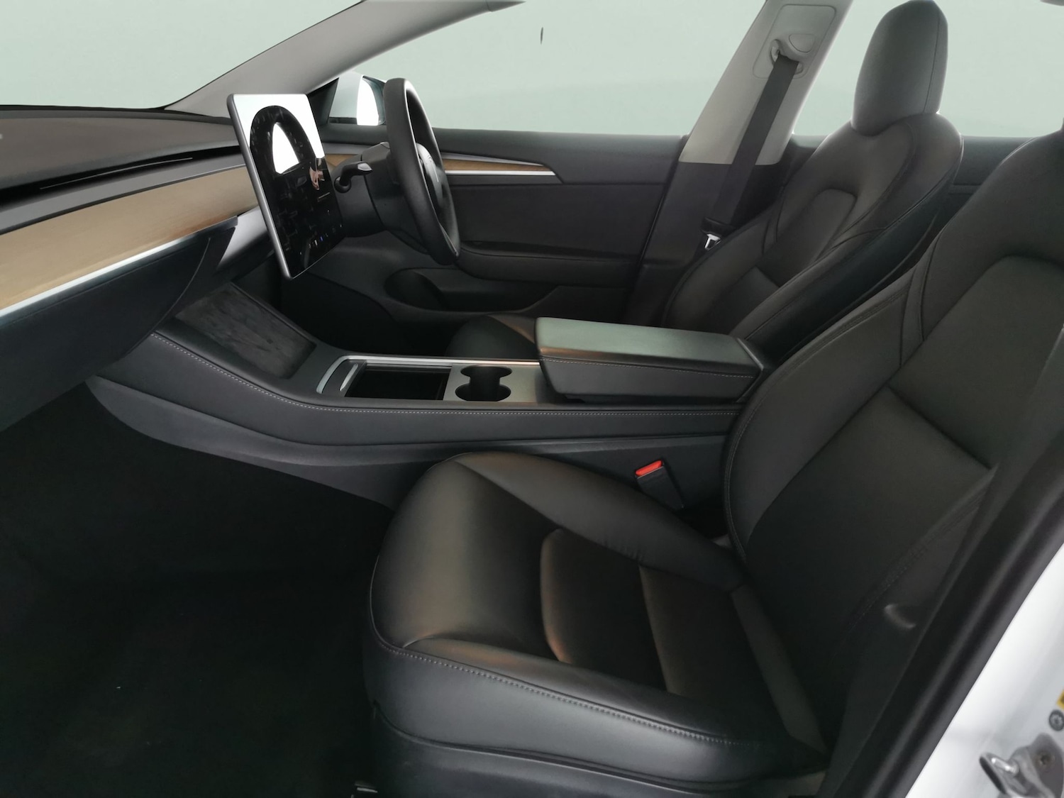 Used Tesla Model 3 2021 for sale - 76967162: Photo 4