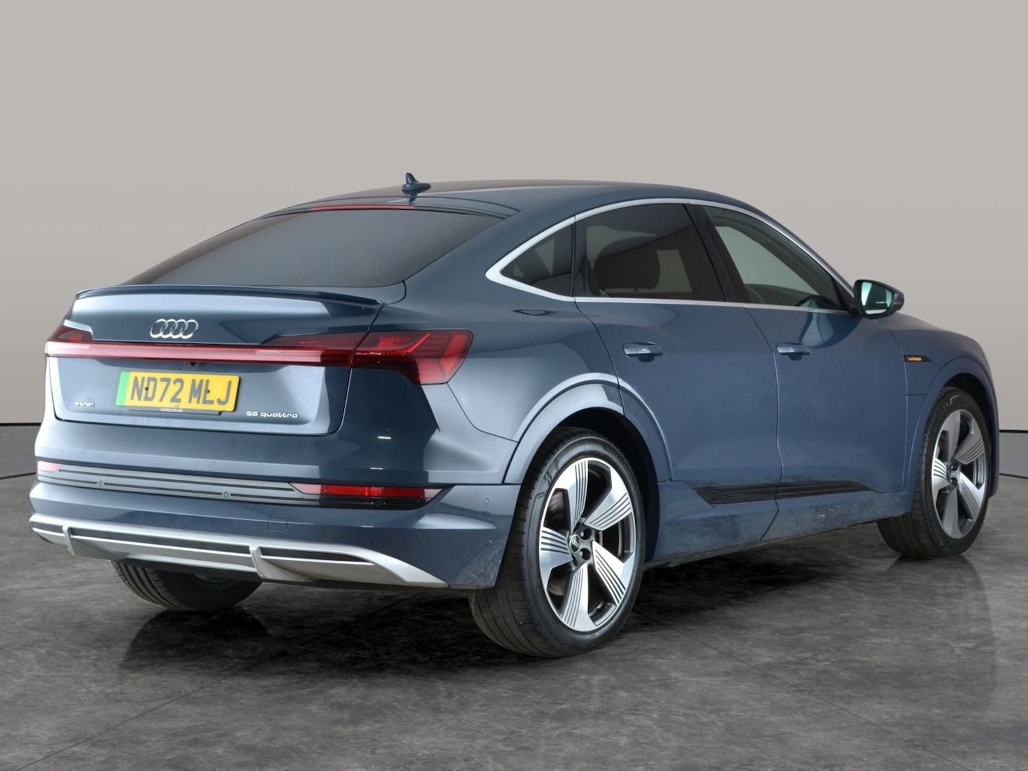 Used Audi e-tron 2023 for sale - 77392440: Photo 11