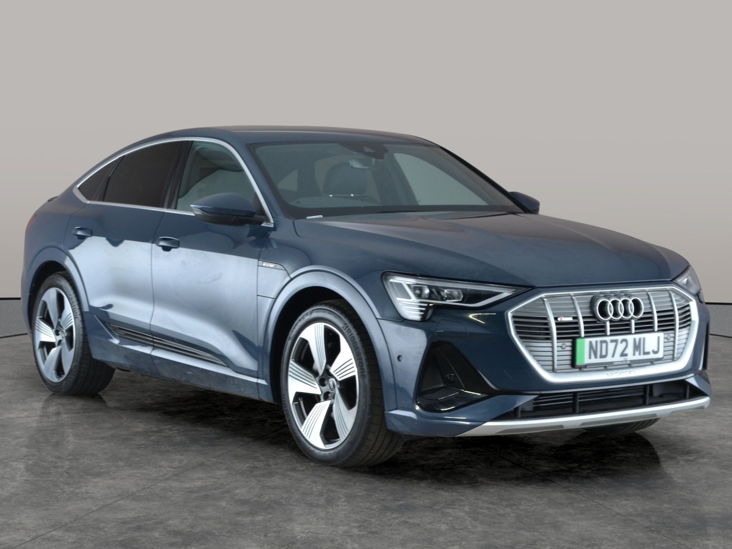 Used Audi e-tron 2023 for sale - 77392440: Photo 9