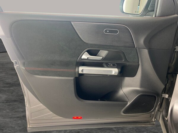 Used Mercedes-Benz EQB 2022 for sale - 76194325: Photo 29