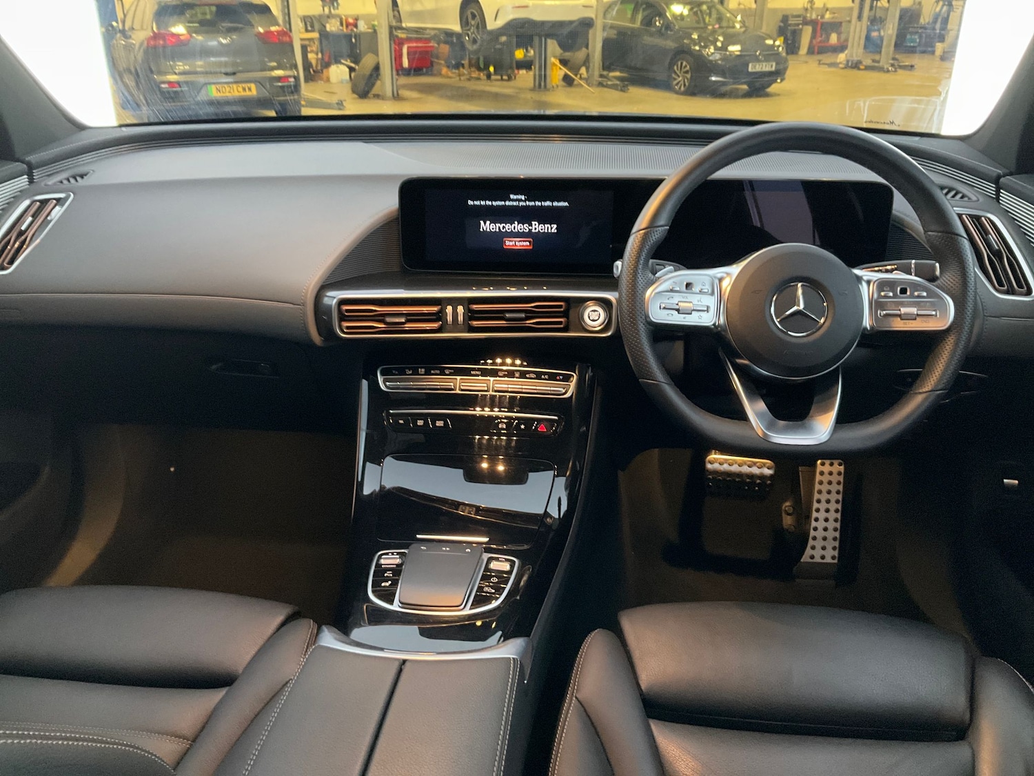 Used Mercedes-Benz EQC for sale - 76661488: Photo 4