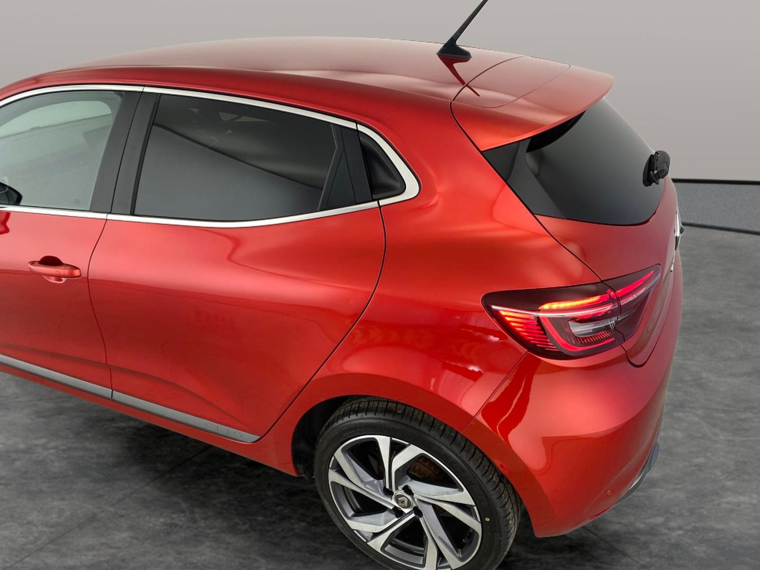 Used Renault Clio 2020 for sale - 76147098: Photo 16