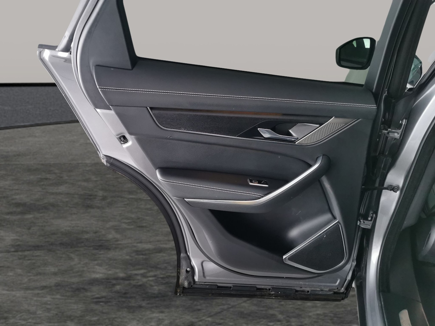 Used Jaguar F-Pace for sale - 77311173: Photo 34