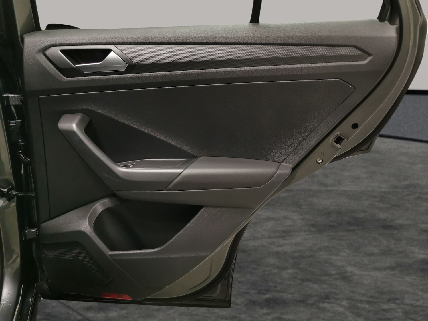 Used Volkswagen T-Roc 2023 for sale - 77023805: Photo 26