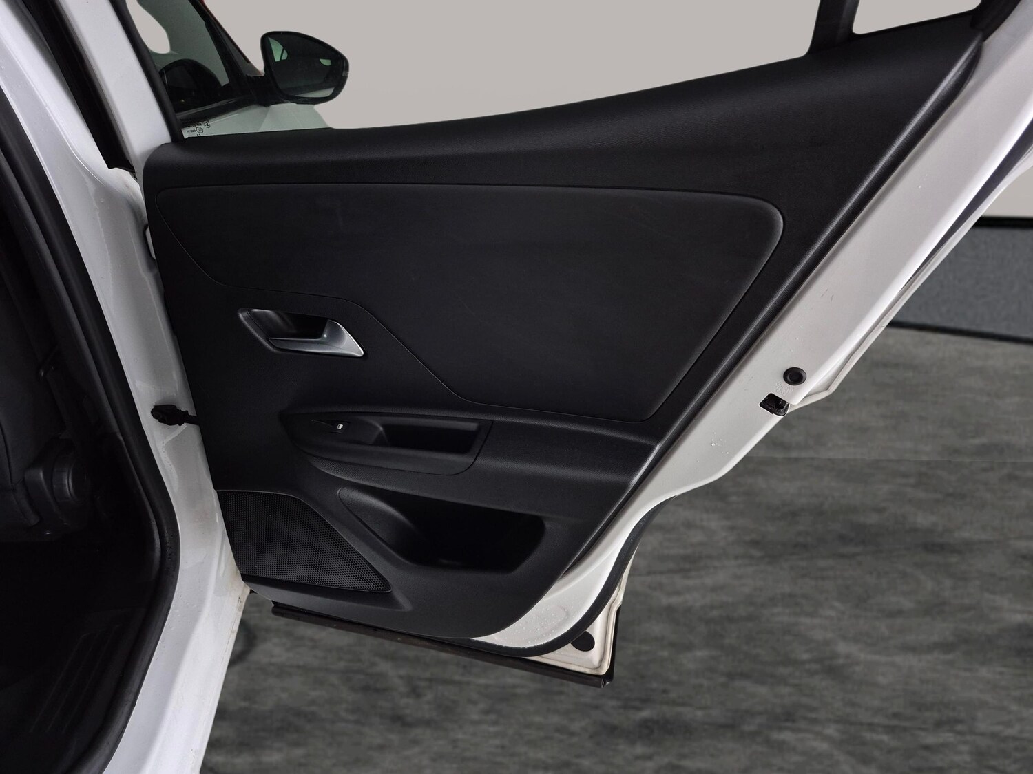 Used Vauxhall Mokka 2023 for sale - 77815033: Photo 30