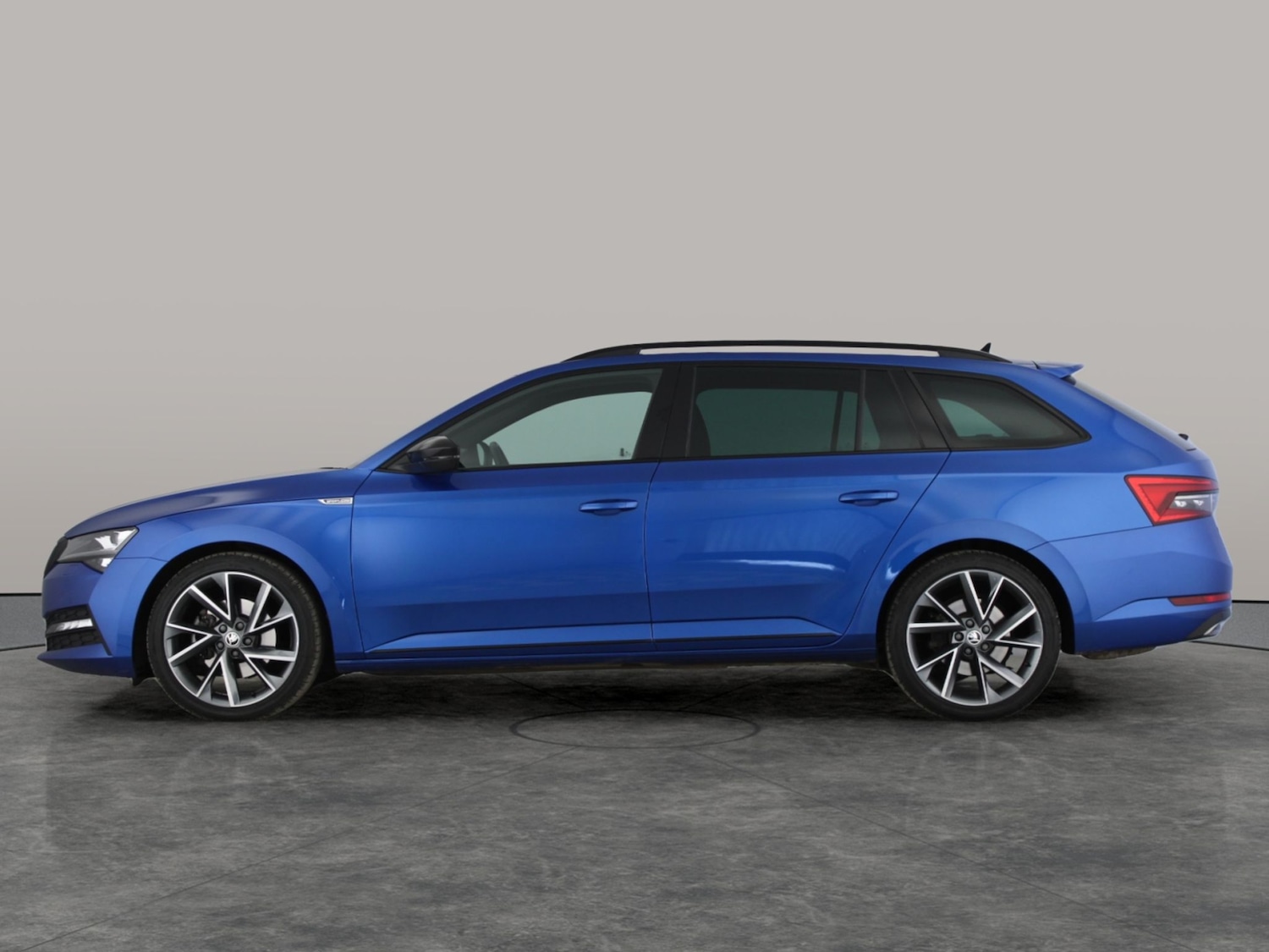 Used Skoda Superb 2023 for sale - 78180674: Photo 13