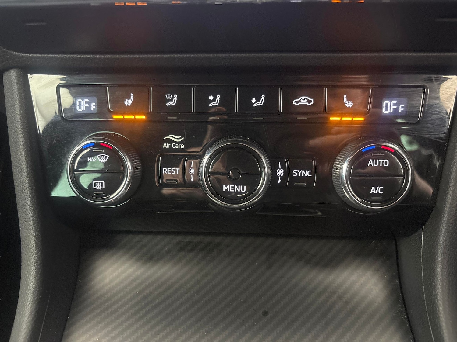 Used Skoda Superb 2023 for sale - 78180674: Photo 19