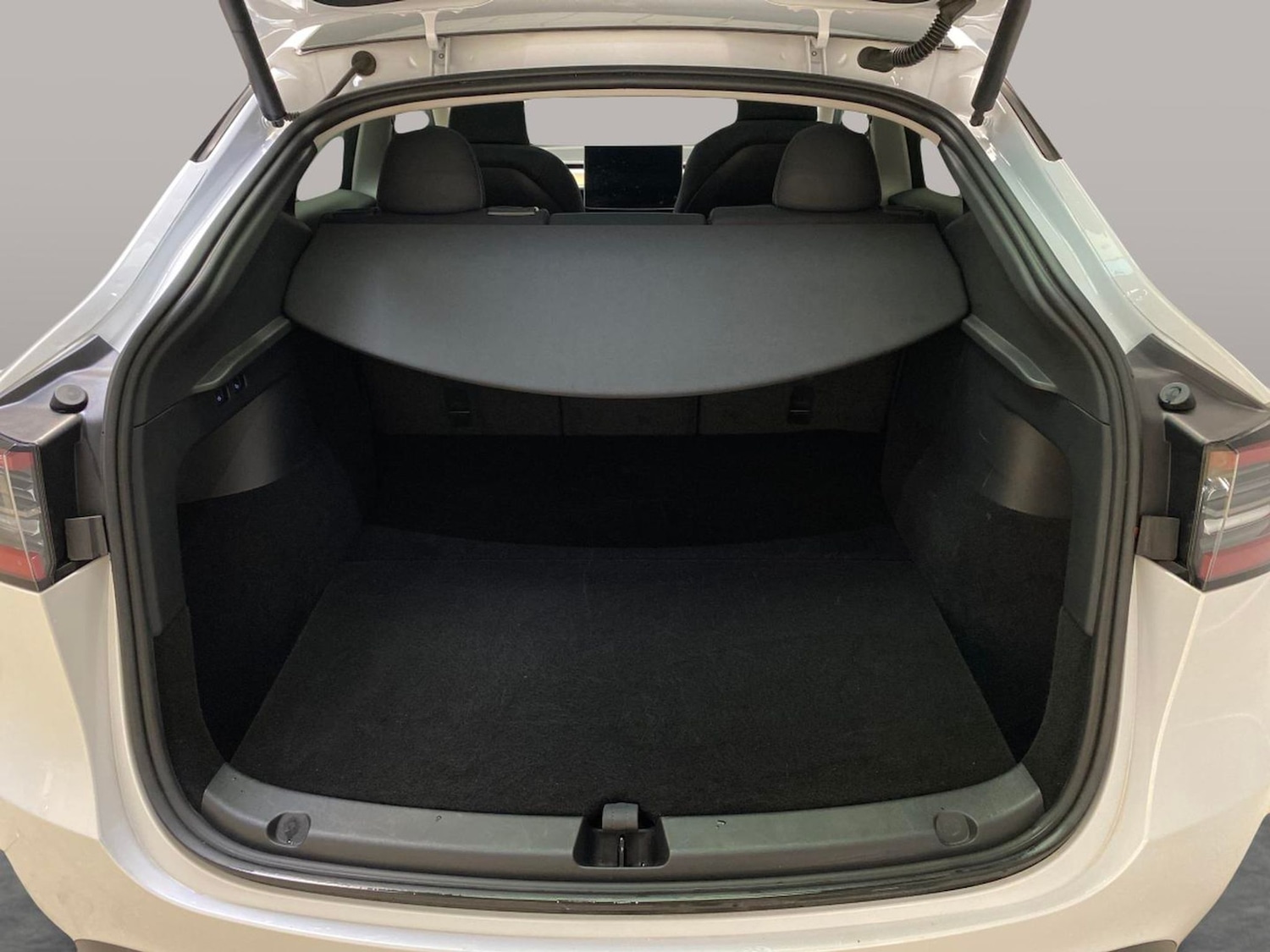 Used Tesla Model Y 2023 for sale - 78082080: Photo 34