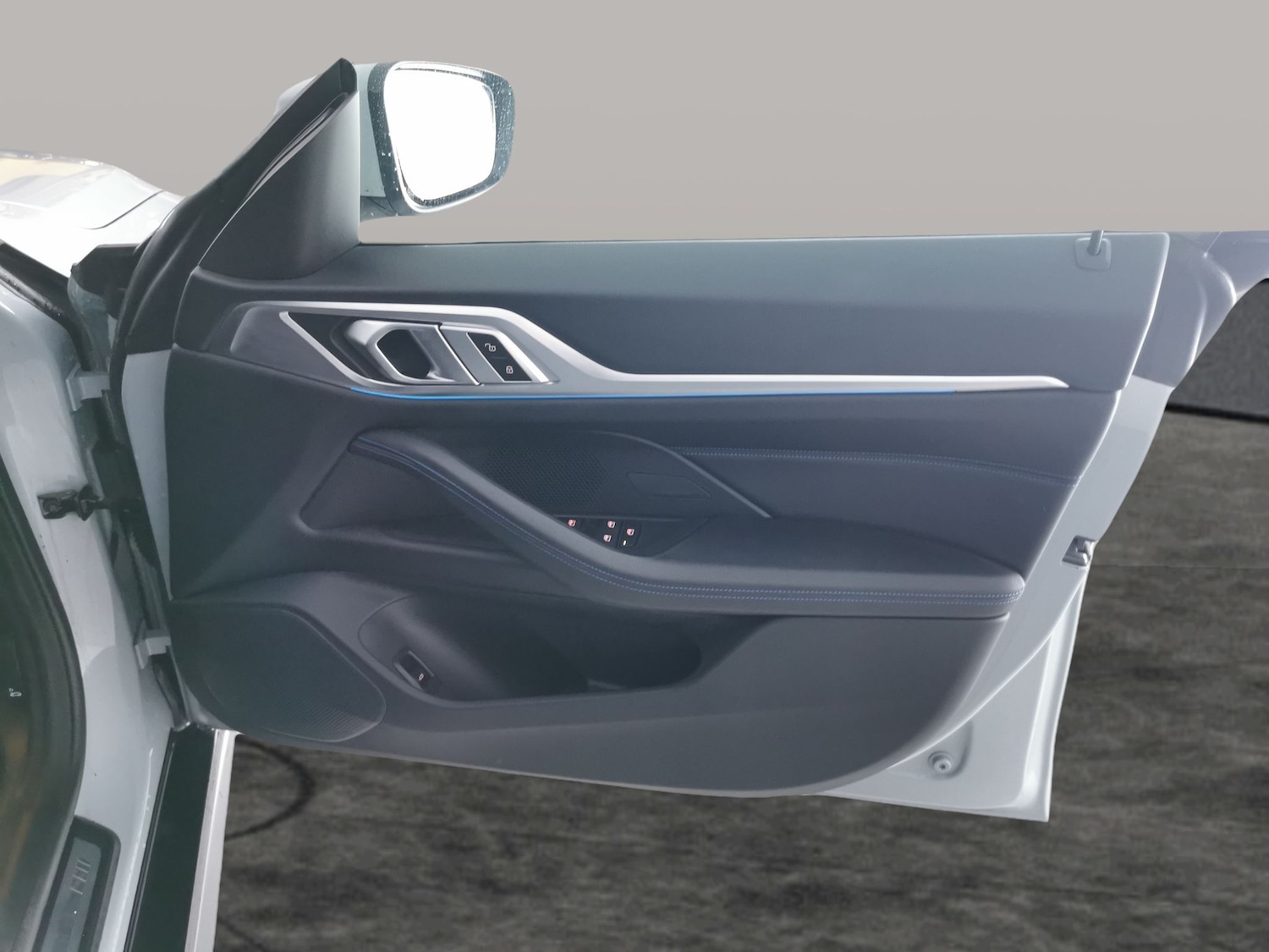 Used BMW i4 2023 for sale - 77350817: Photo 28